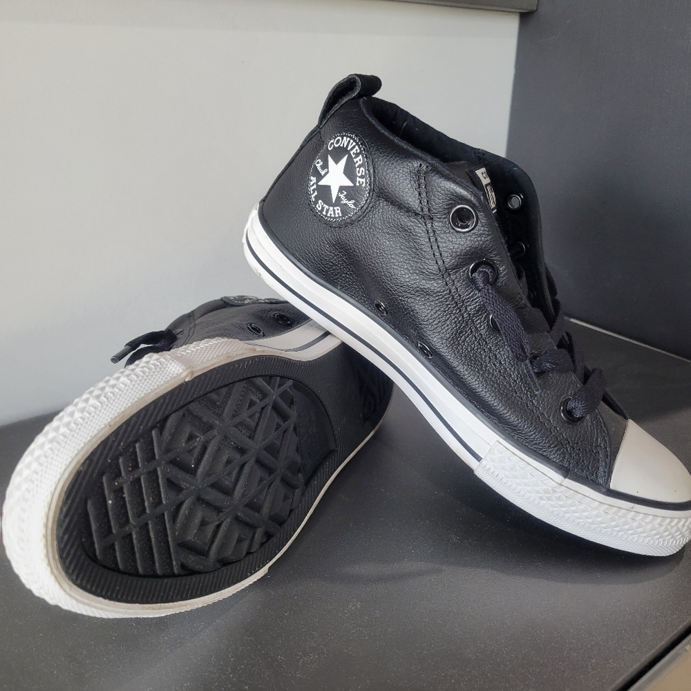 Converse Kids Leather Mid Top Black and White Slip On Sneakers / Junior Size 3